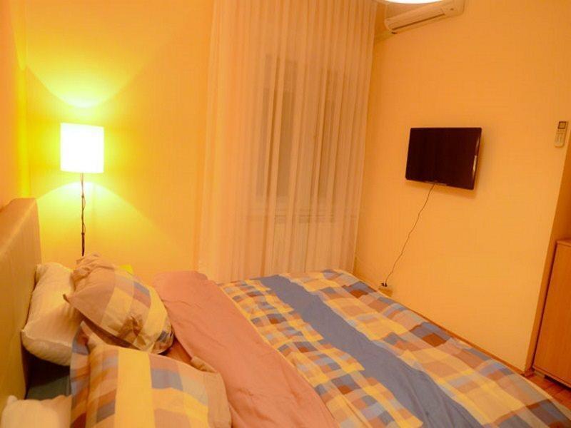 Accommodation Adriatic Inn Skopje Buitenkant foto